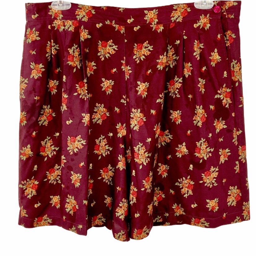 Liz Sport Maroon Floral Shorts Size 14